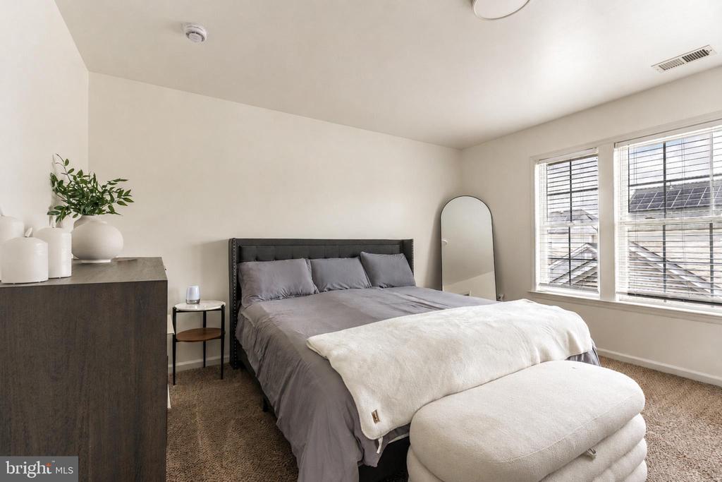 124 BURNET CRES