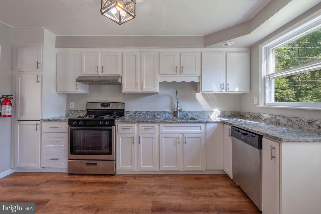 360 HOLLOWBROOK