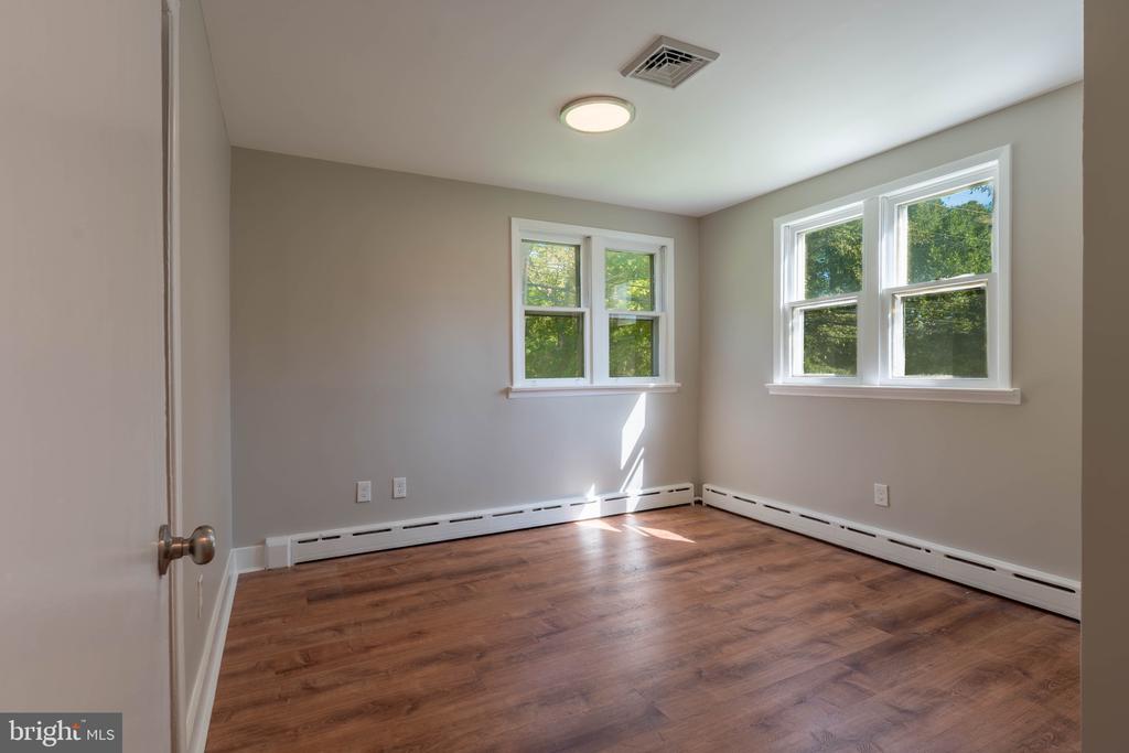360 HOLLOWBROOK