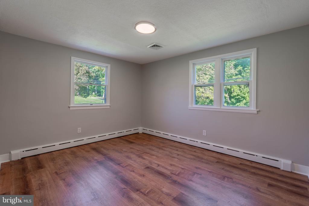 360 HOLLOWBROOK
