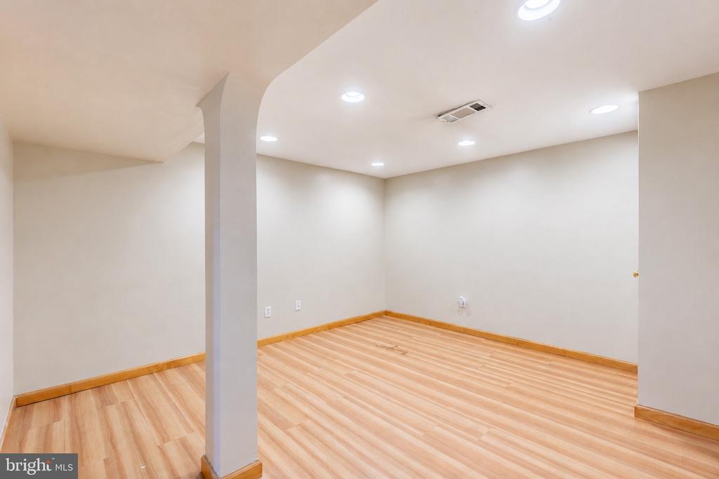 520 MADISON