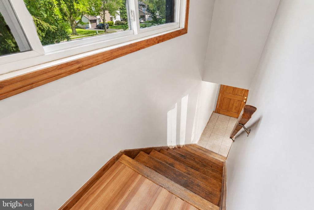520 MADISON