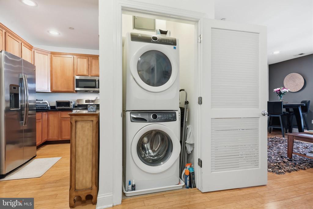 2360 RT-33 Unit: 208