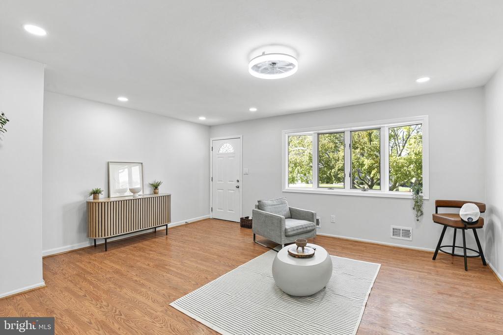 146 GARY DRIVE