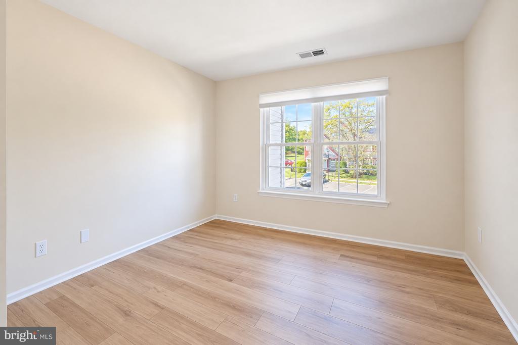 382 ANDOVER PLACE