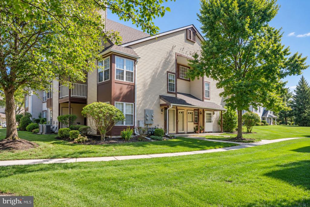 382 ANDOVER PLACE