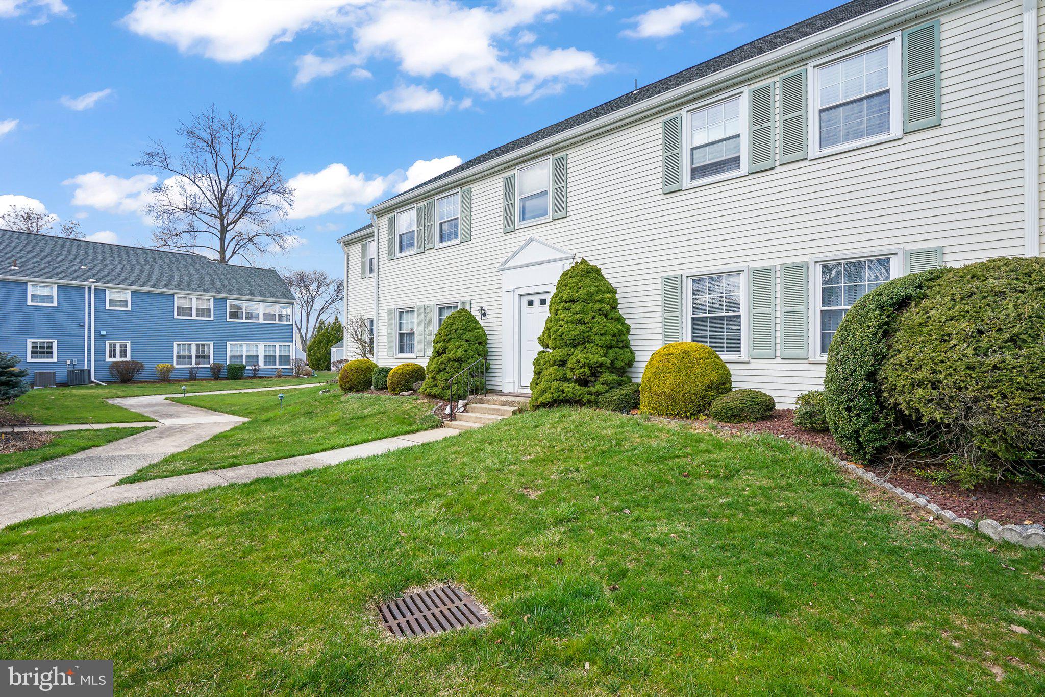 217-O Mayflower Way #O