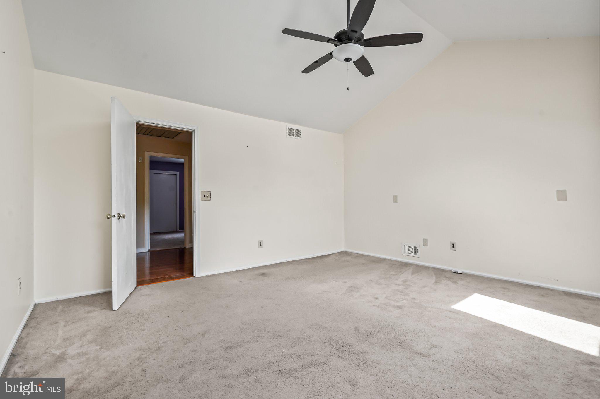 21 JEREMY DR