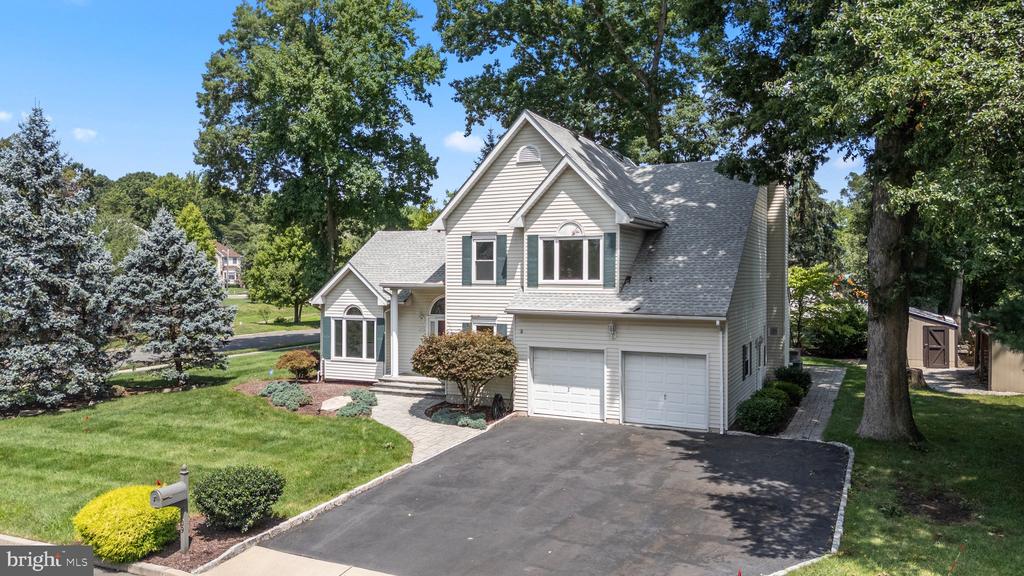 609 OLIVER COURT