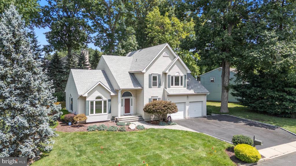 609 OLIVER COURT