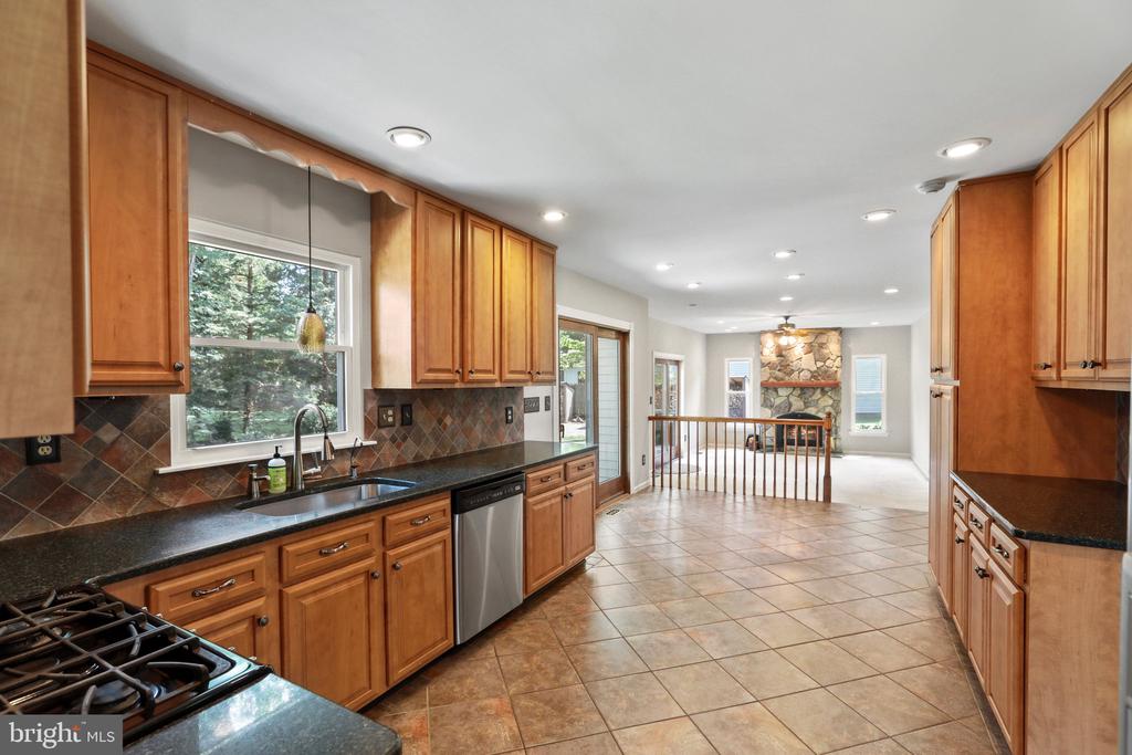 609 OLIVER COURT