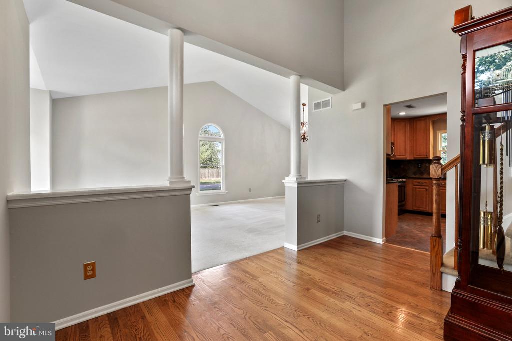 609 OLIVER COURT