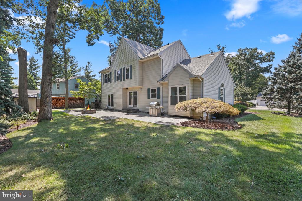 609 OLIVER COURT