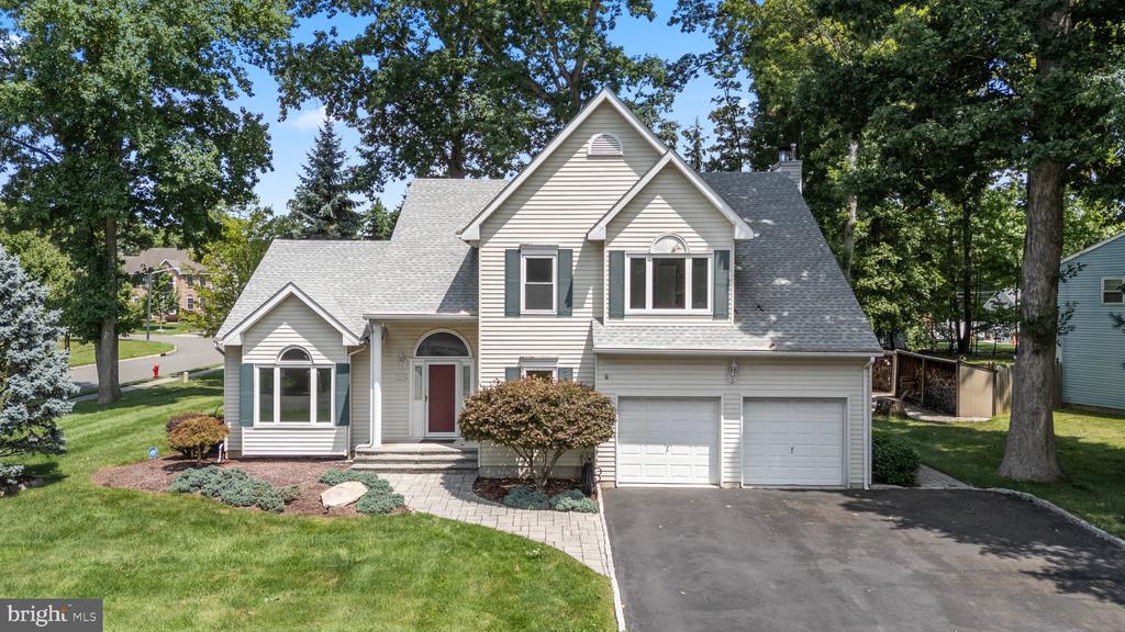 609 OLIVER COURT