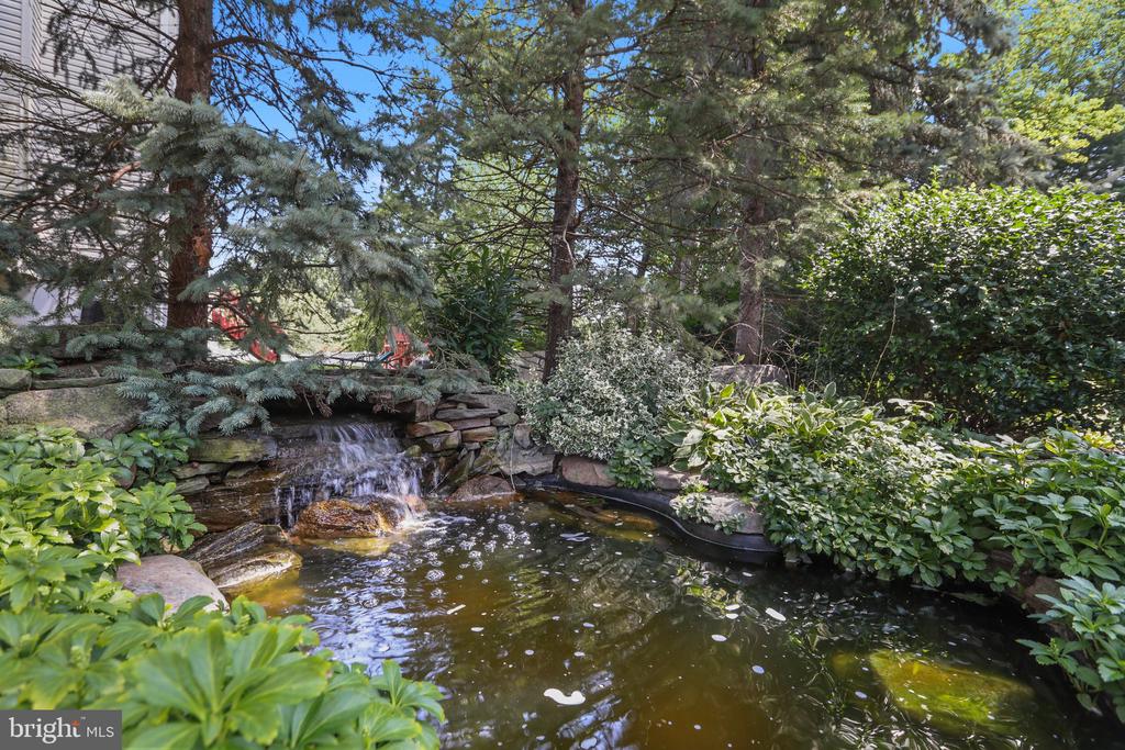 609 OLIVER COURT