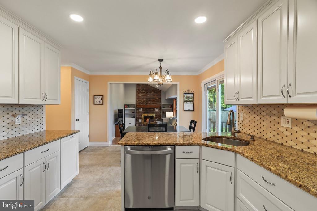 49 Liberty Dr