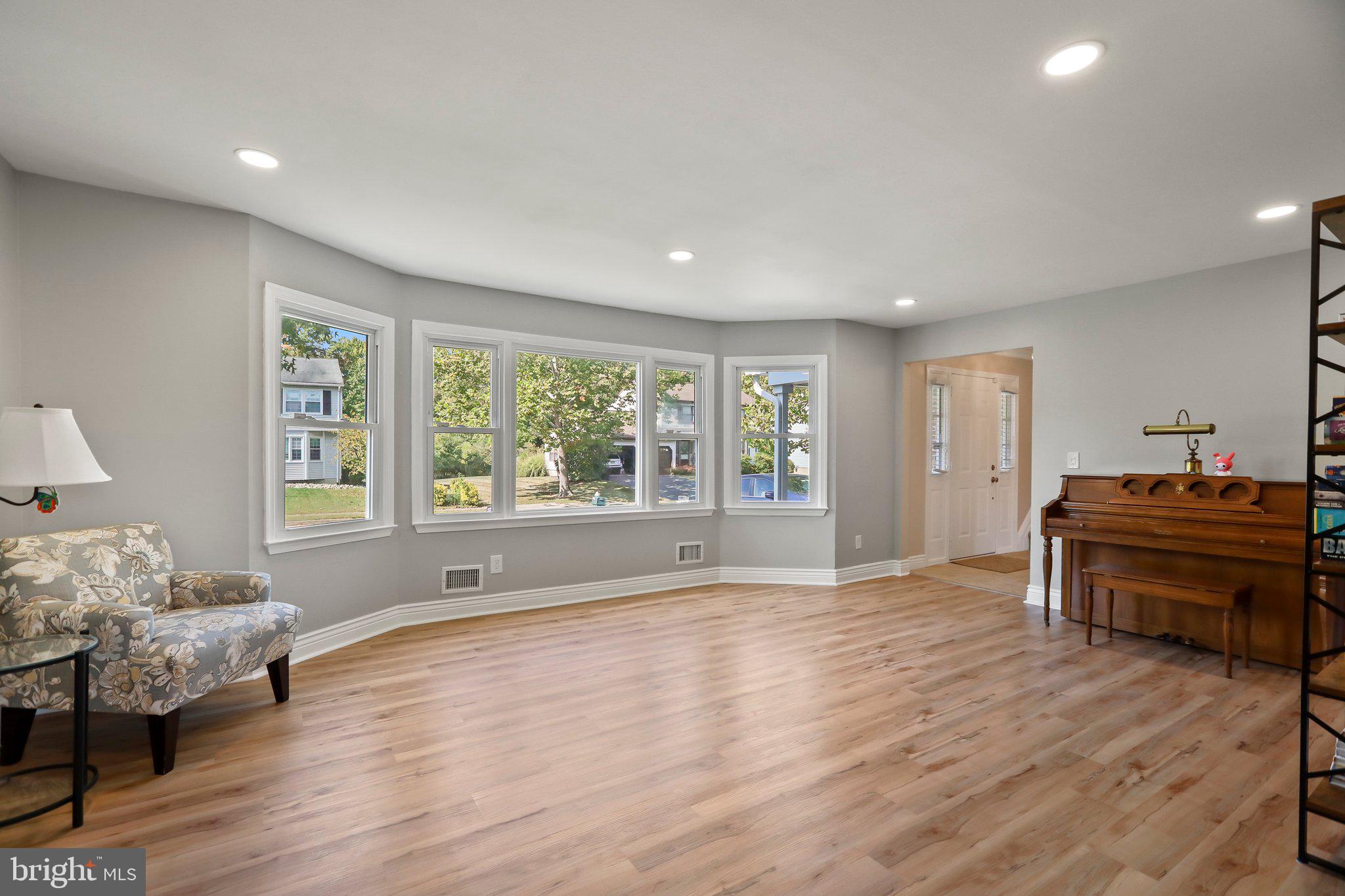 49 Liberty Dr