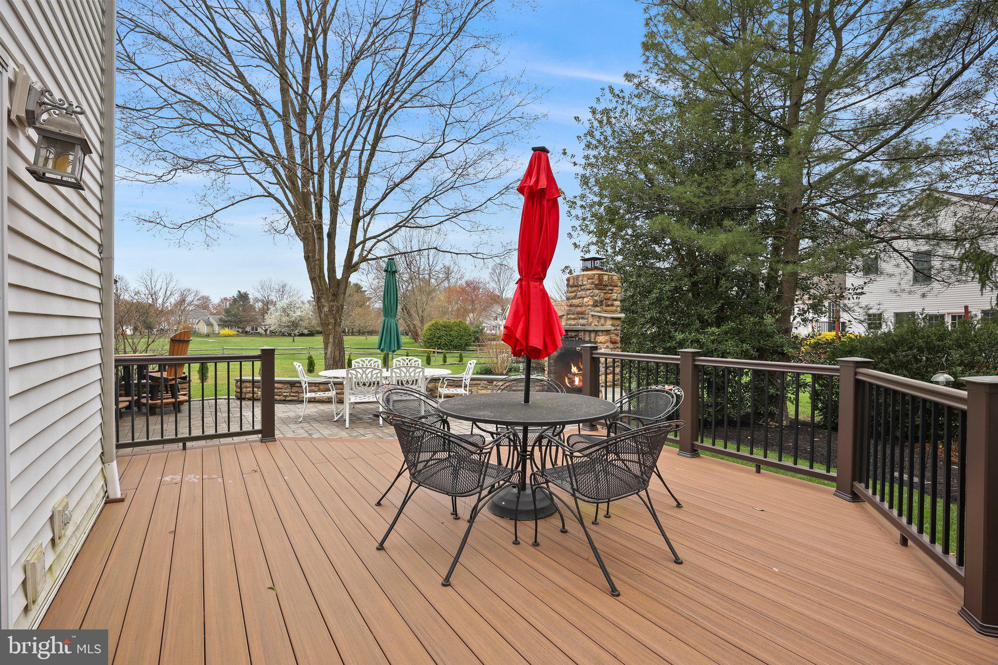 16 Clinton Ct