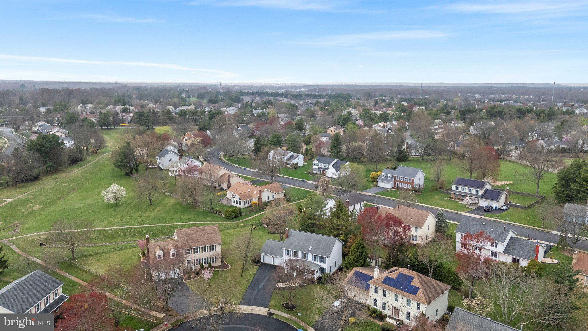 16 Clinton Ct