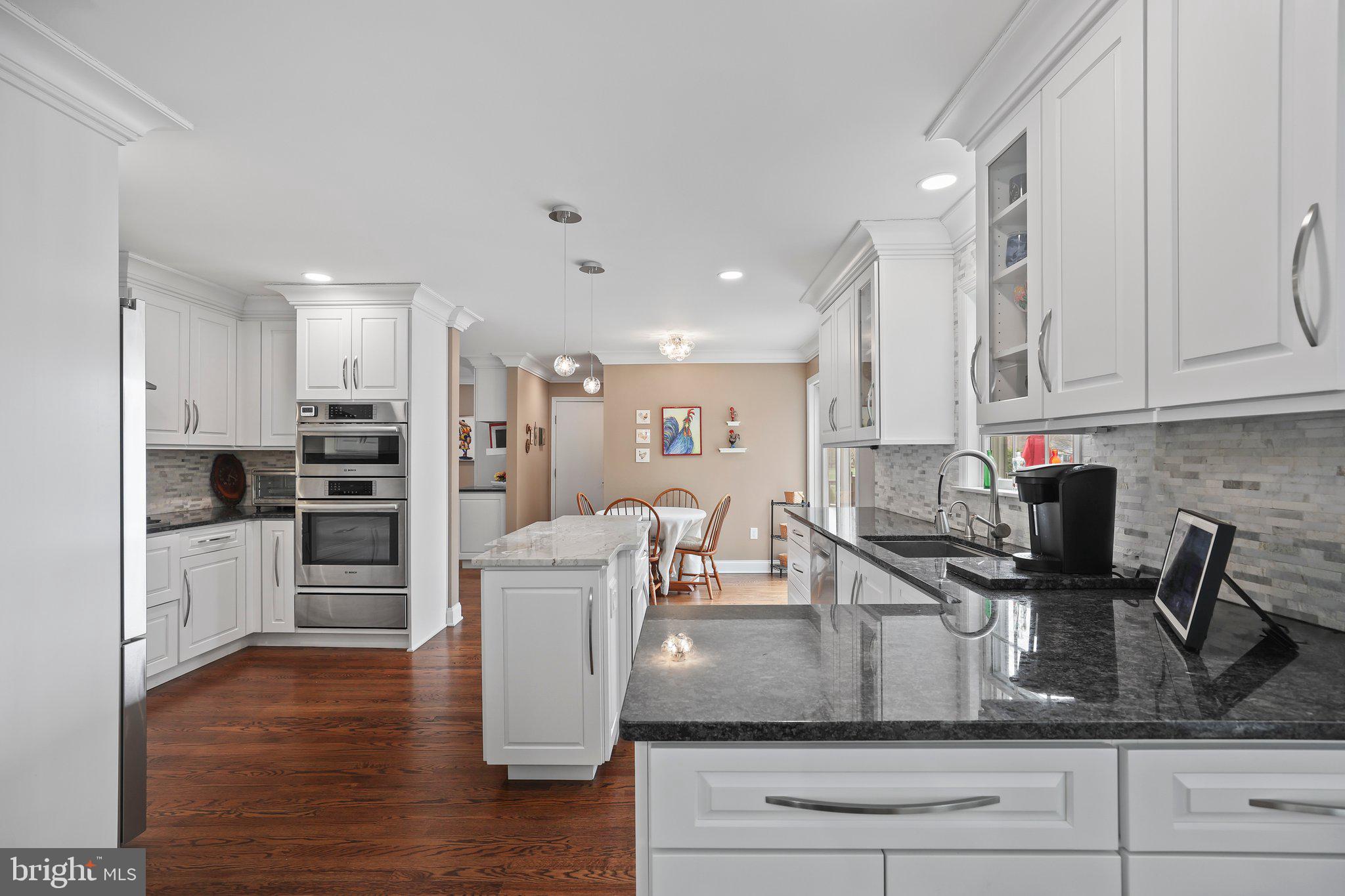 16 Clinton Ct
