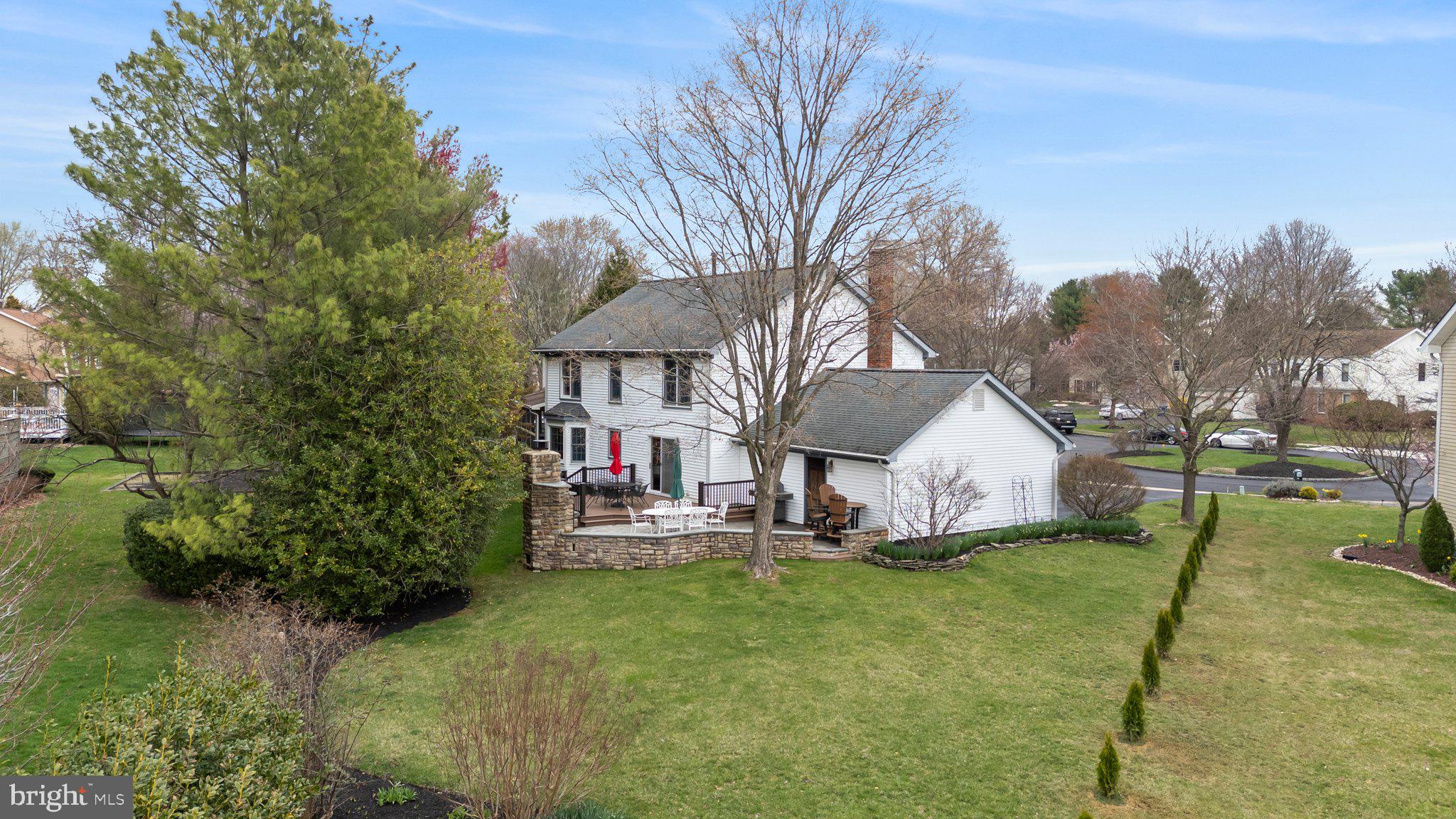 16 Clinton Ct