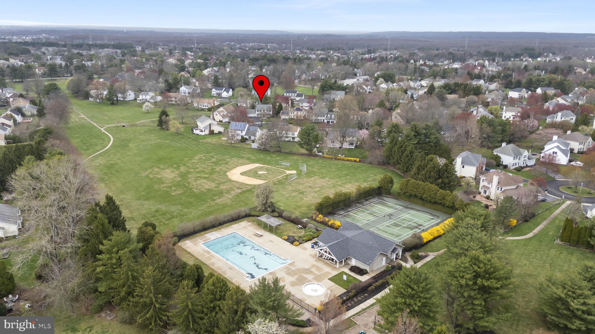 16 Clinton Ct