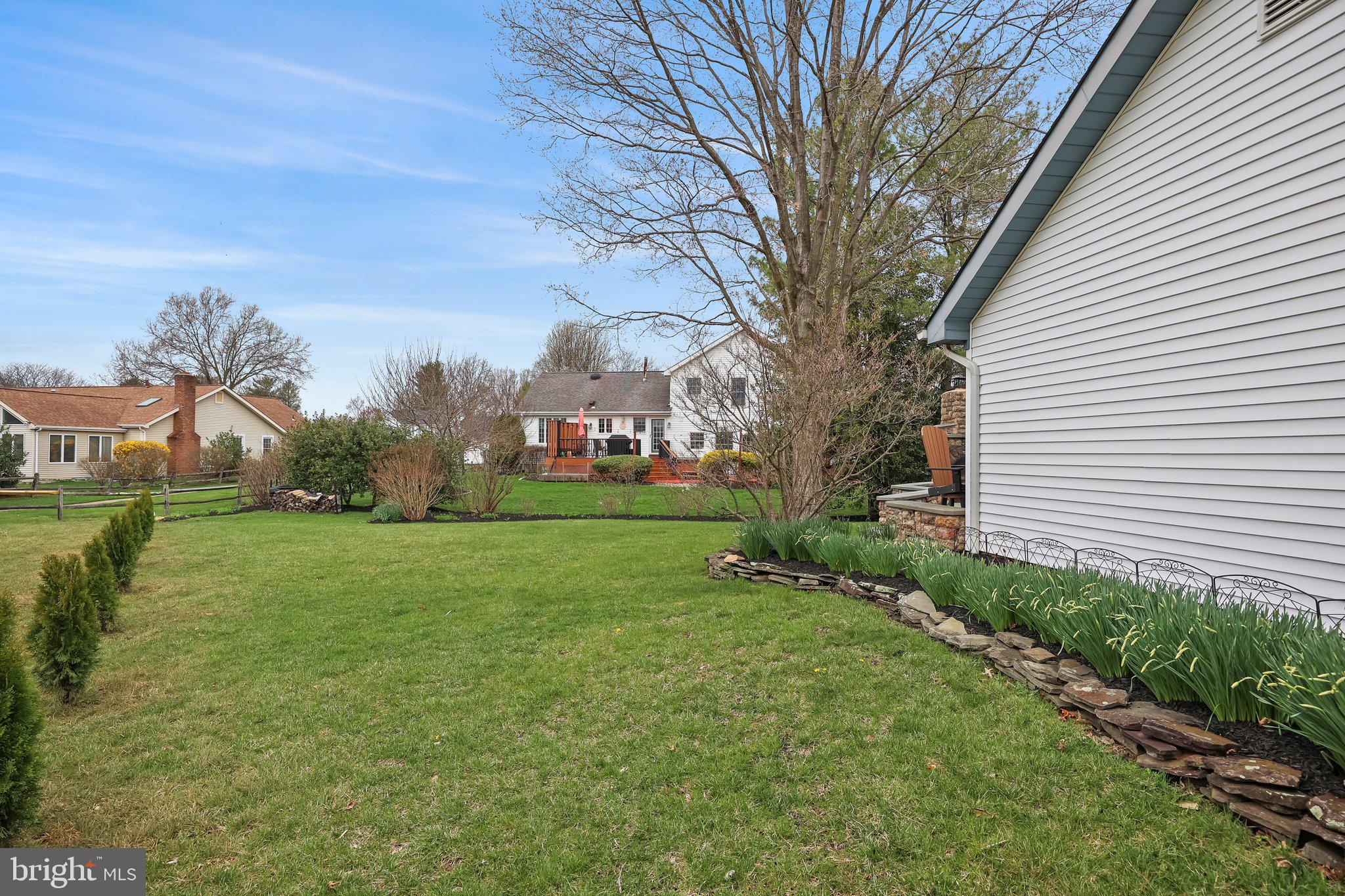 16 Clinton Ct