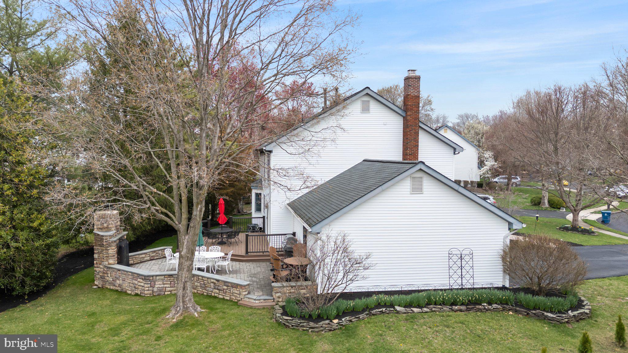 16 Clinton Ct