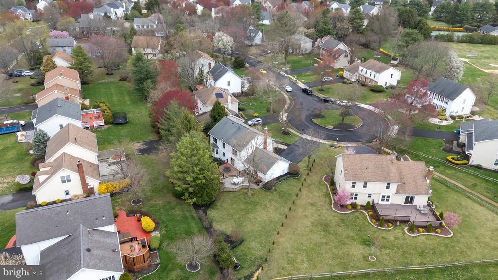 16 Clinton Ct