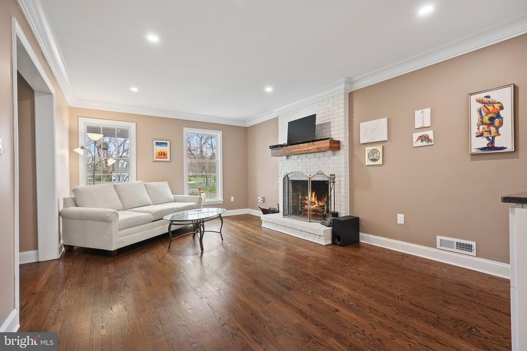 16 Clinton Ct