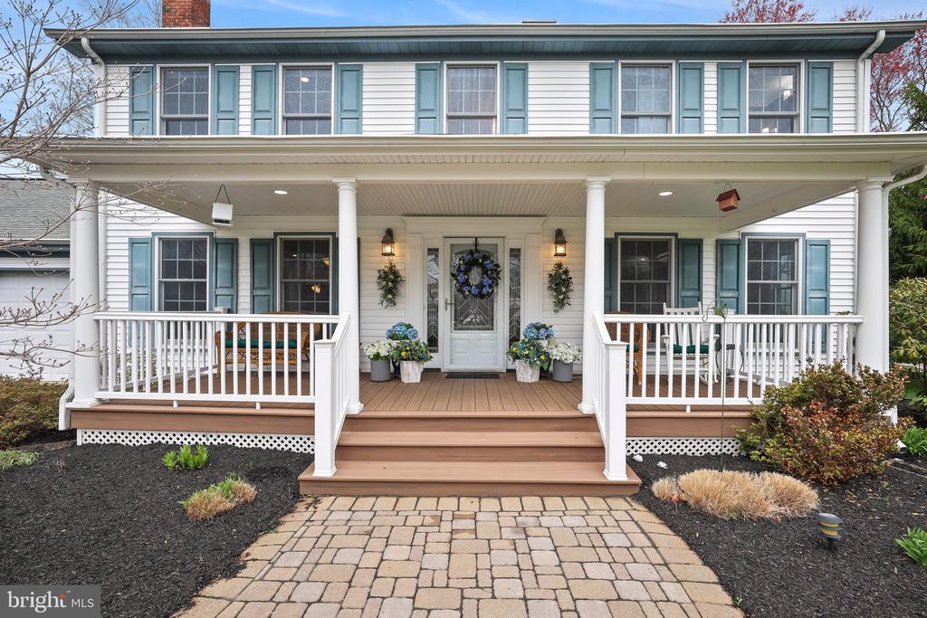 16 Clinton Ct