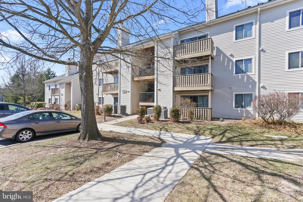 1915 Aspen Dr