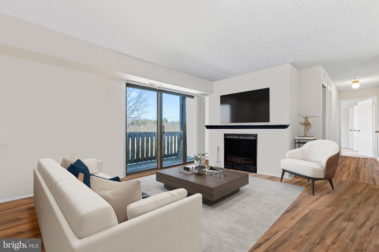 1915 Aspen Dr