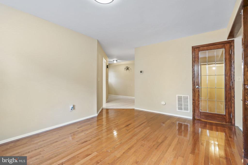 21 JEREMY DRIVE