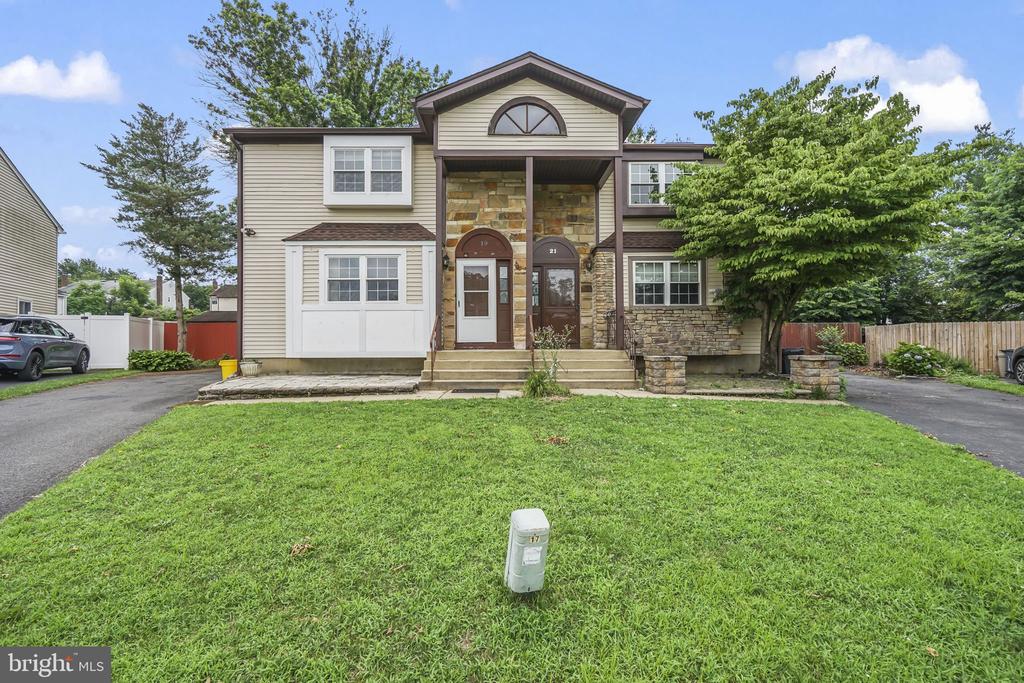 21 JEREMY DRIVE