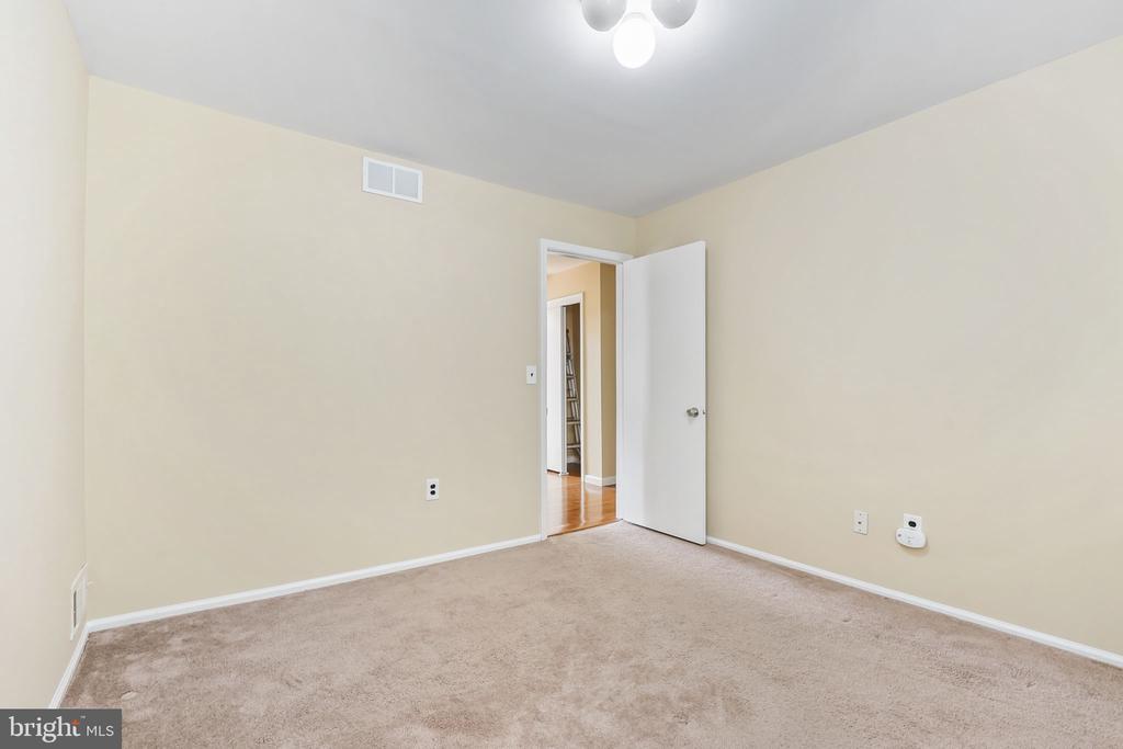 21 JEREMY DRIVE