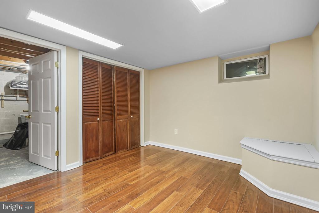 21 JEREMY DRIVE