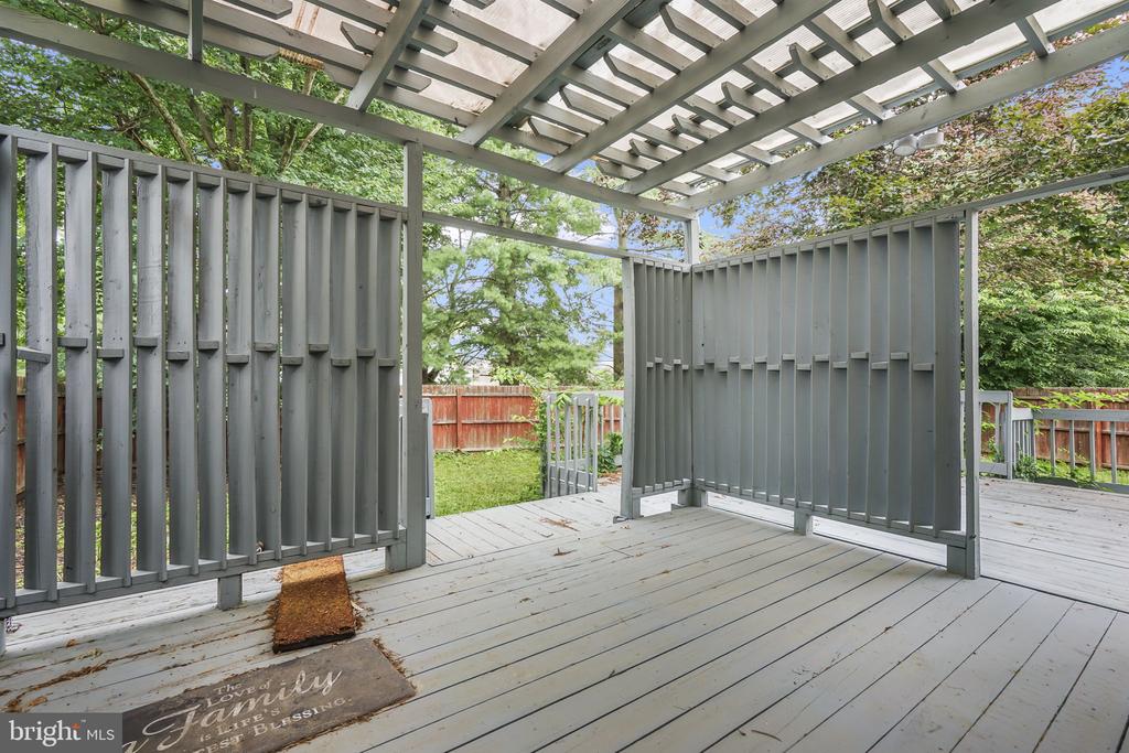 21 JEREMY DRIVE