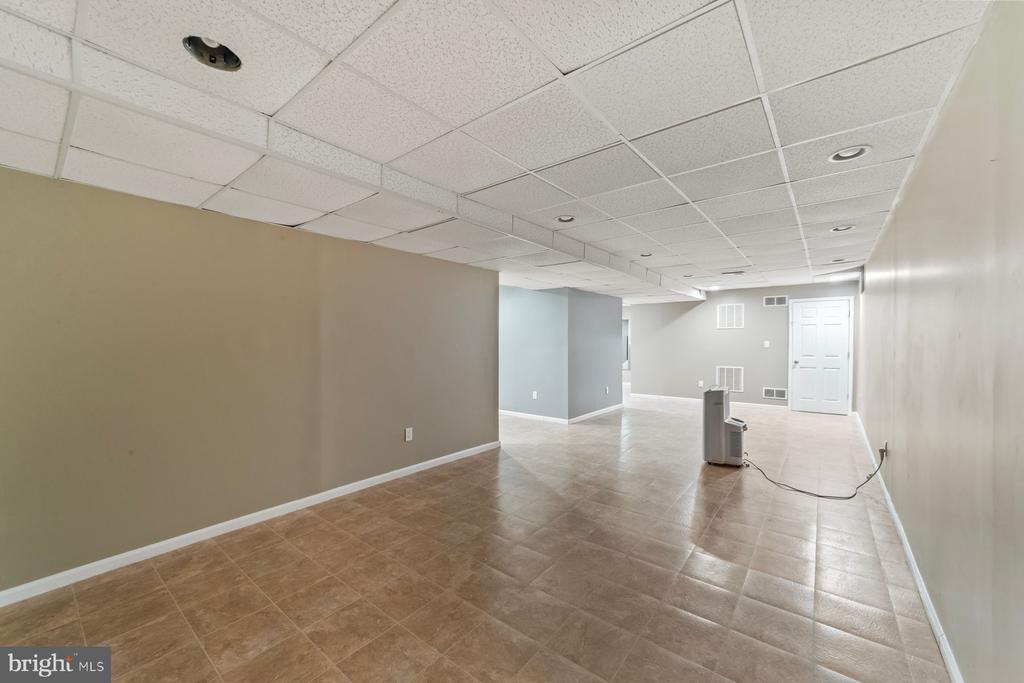 65 WEXFORD DRIVE