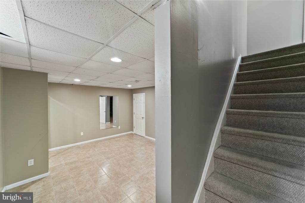 65 WEXFORD DRIVE
