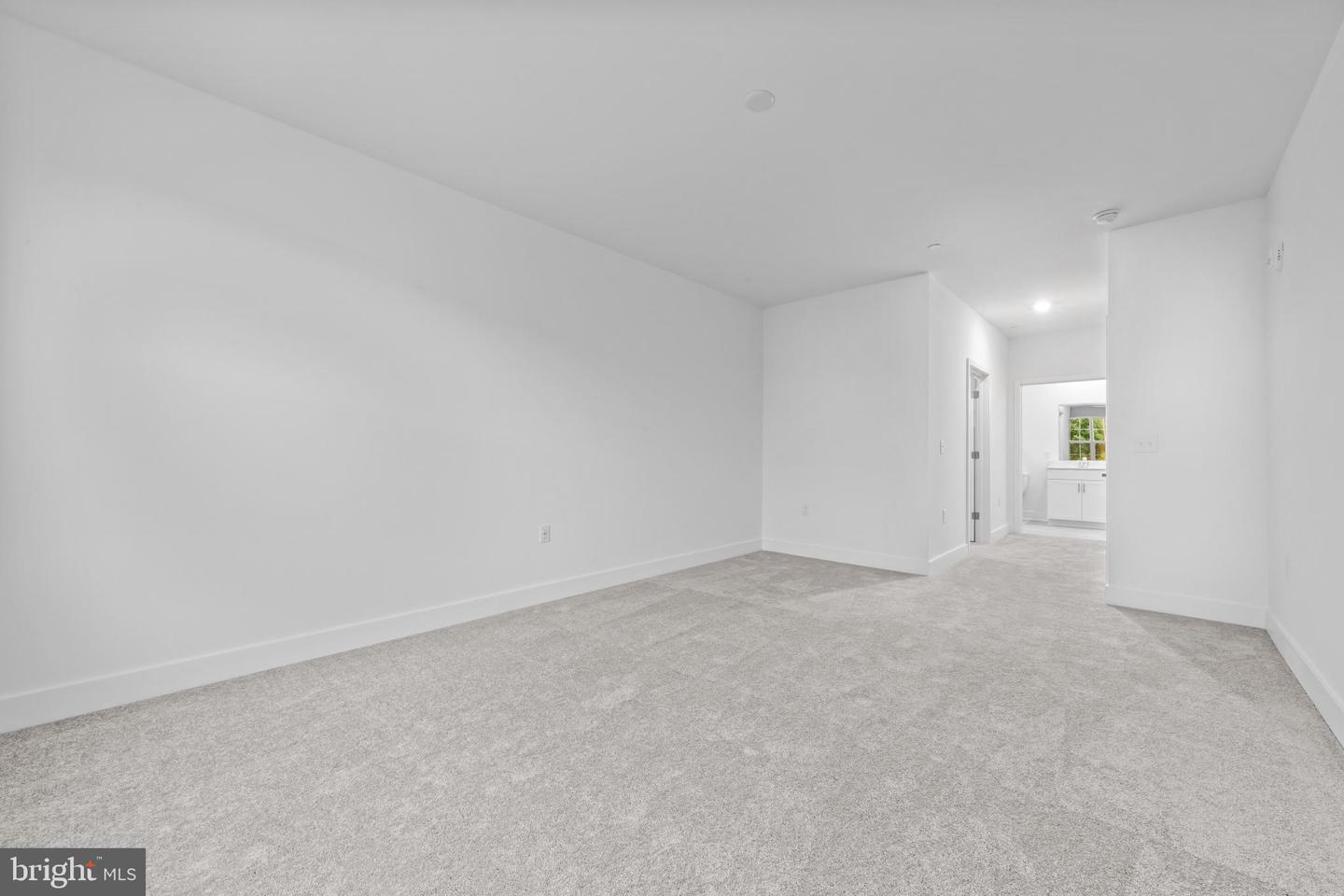 28311 Radford