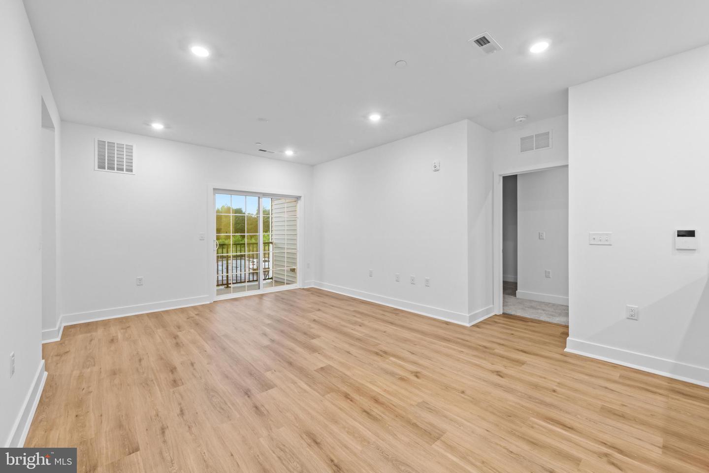 28311 Radford