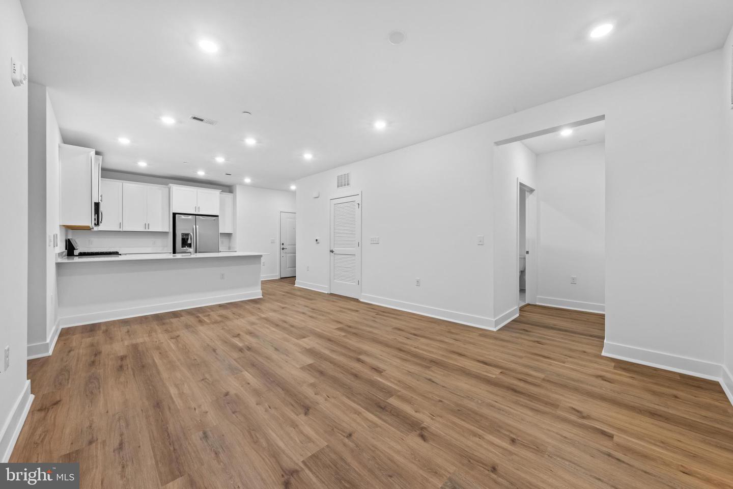28311 Radford