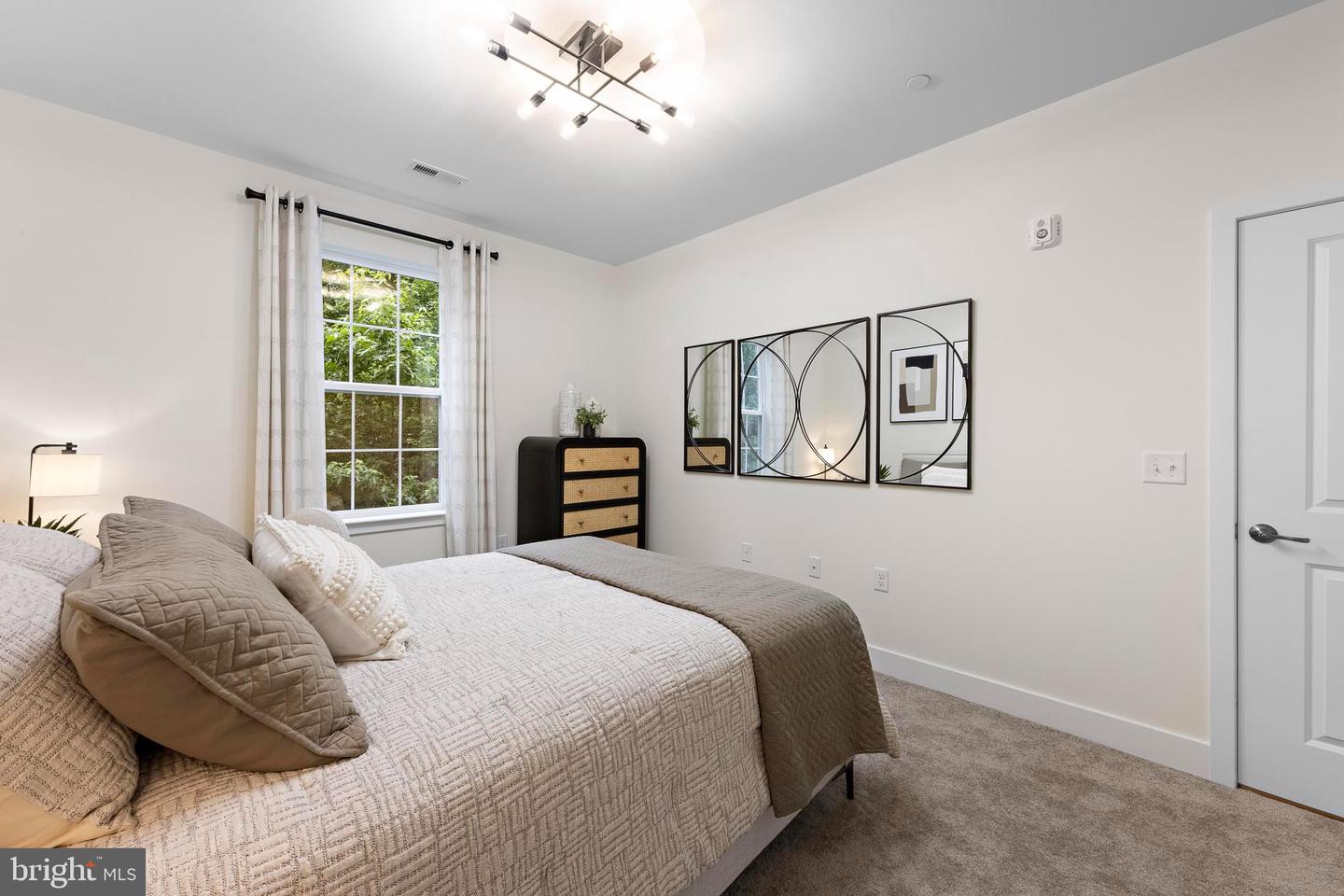 30101 Radford Ct