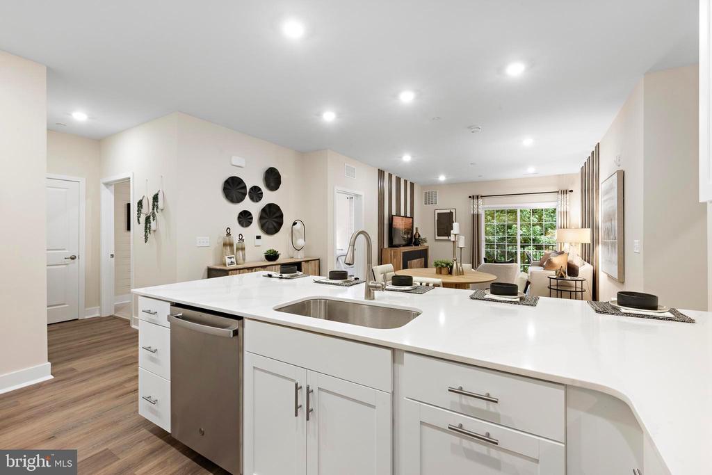 30101 Radford Ct