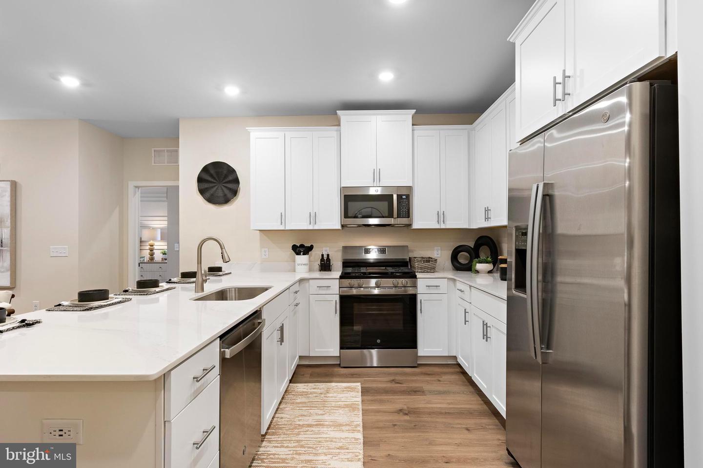 30101 Radford Ct