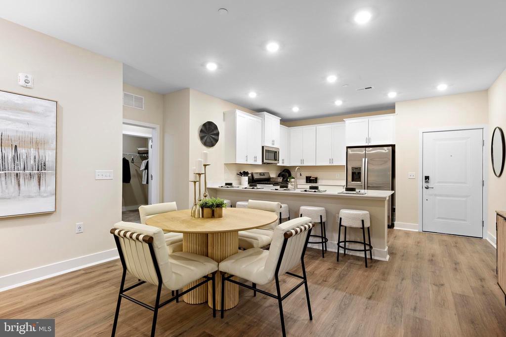 30101 Radford Ct