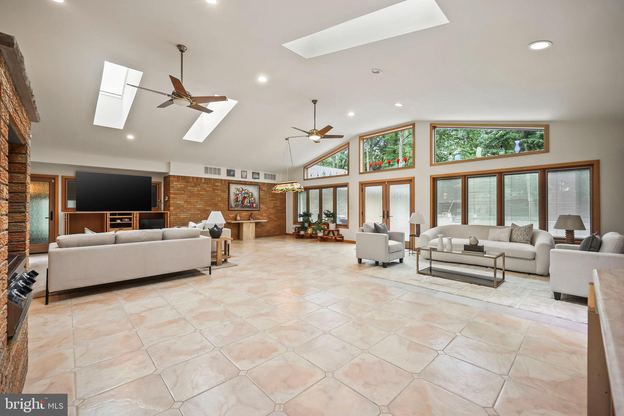 29 REMINGTON DRIVE