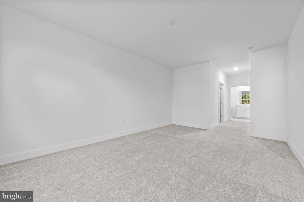 30206 RADFORD