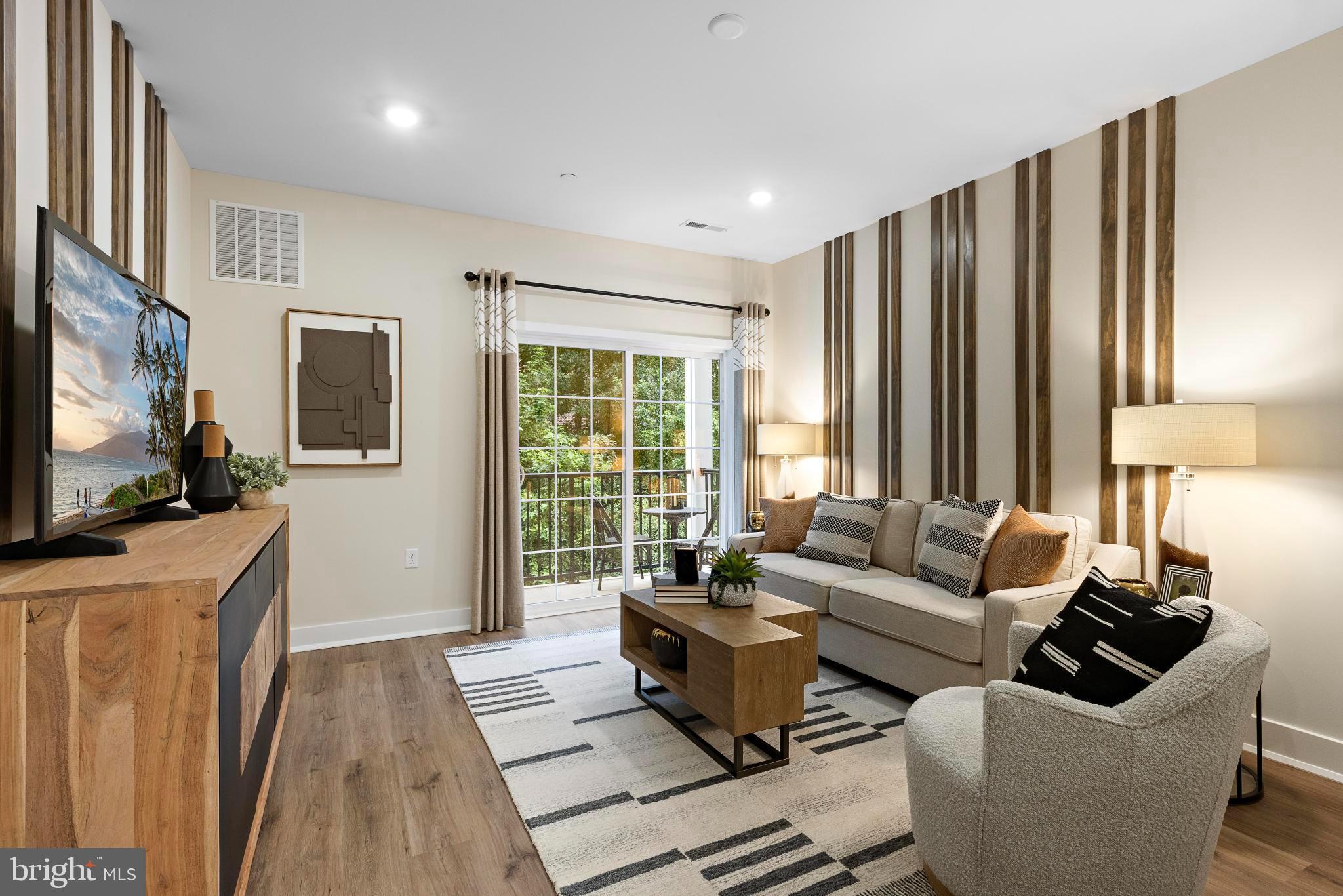 30208 RADFORD